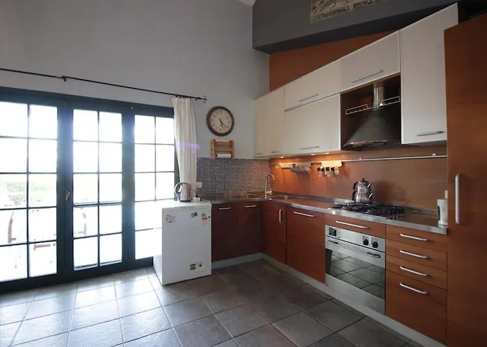 Appartamento Secluded 3br Modern W Private Pool And Views