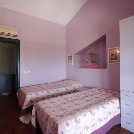 Secluded 3br Modern W Private Pool And Views Lejlighed