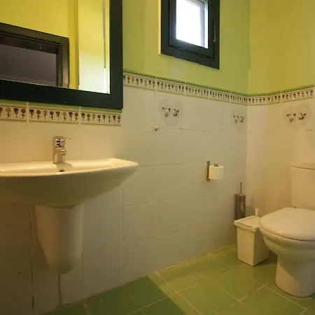 Secluded 3br Modern W Private Pool And Views Apartment