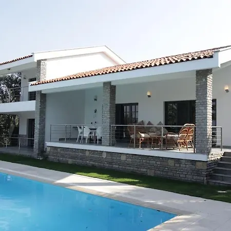 Secluded 3br Modern W Private Pool And Views Lejlighed *