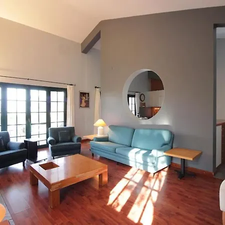 Secluded 3br Modern W Private Pool And Views