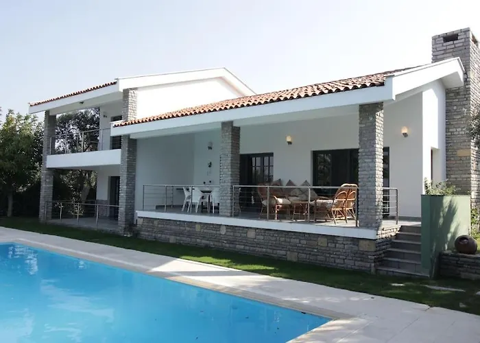 Secluded 3br Modern W Private Pool And Views Appartement *