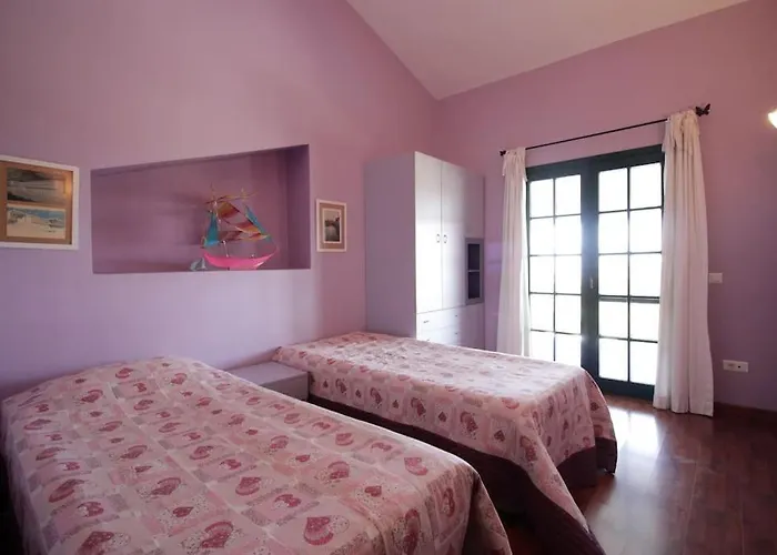 Appartement Secluded 3br Modern W Private Pool And Views